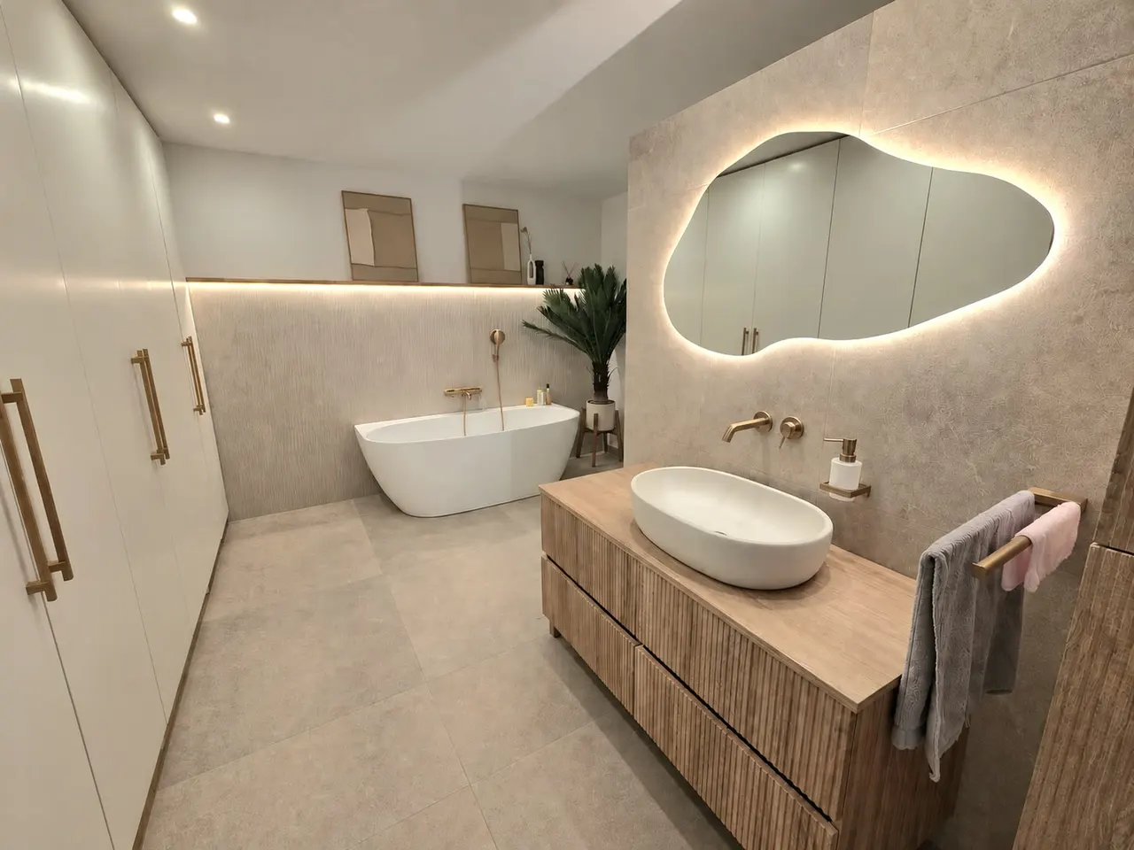 Salle de bains principale